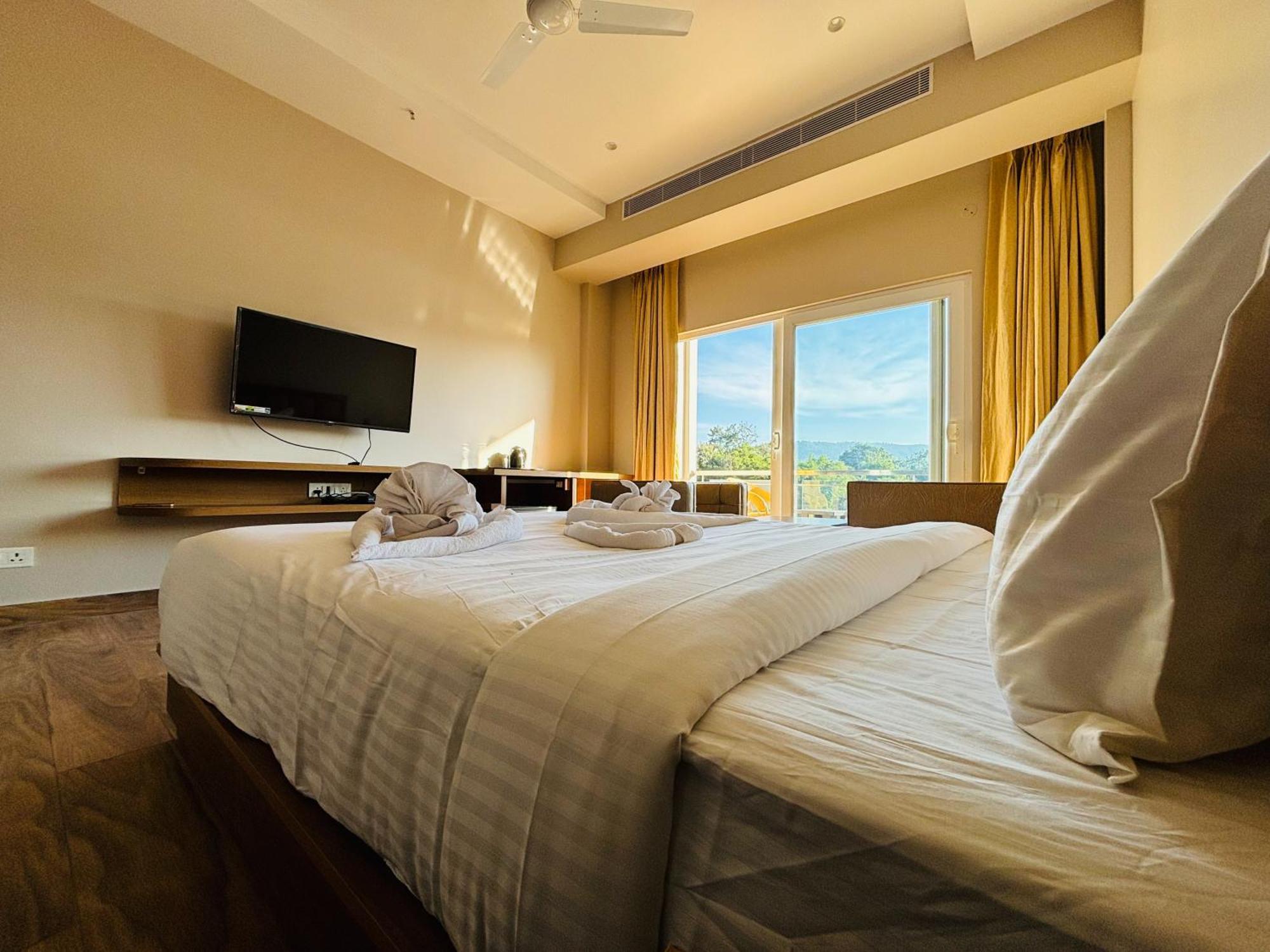 Finn'S Weaver Resort, Kāziranga 외부 사진